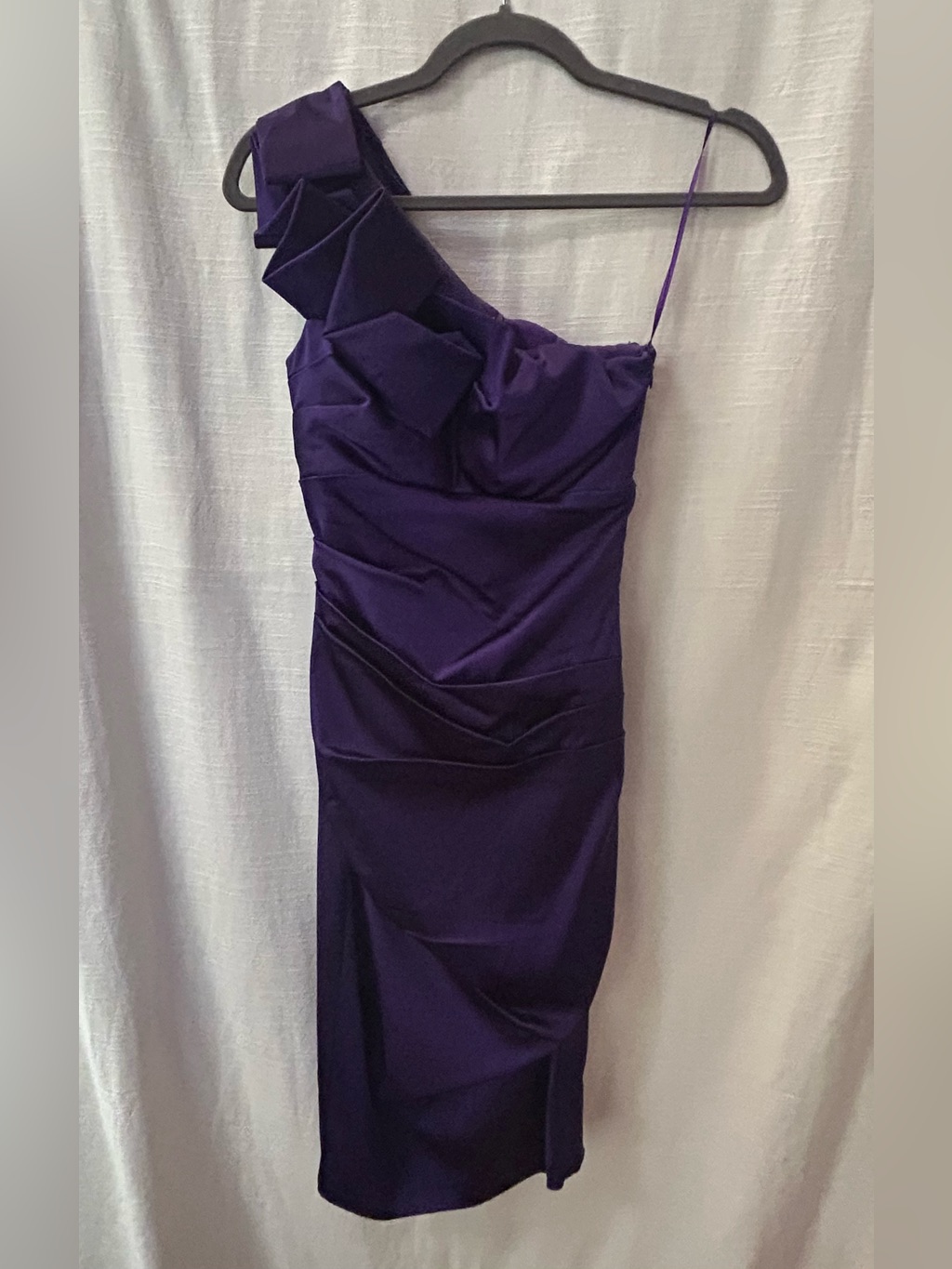 Cache Vintage 1990's One-Shoulder Purple Ruched Ruffle Formal Cocktail Dress